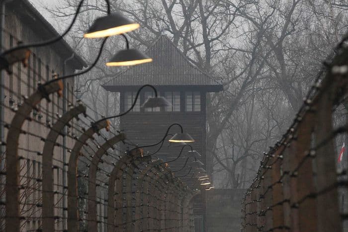 Poland Turns Tables on Jews in Holocaust Debate