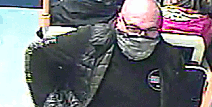 UK: Man Assaulted for Taking Off Mask to Speak to Old Mother